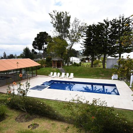 Hotel Quinta La Constanza Tababela Exteriér fotografie