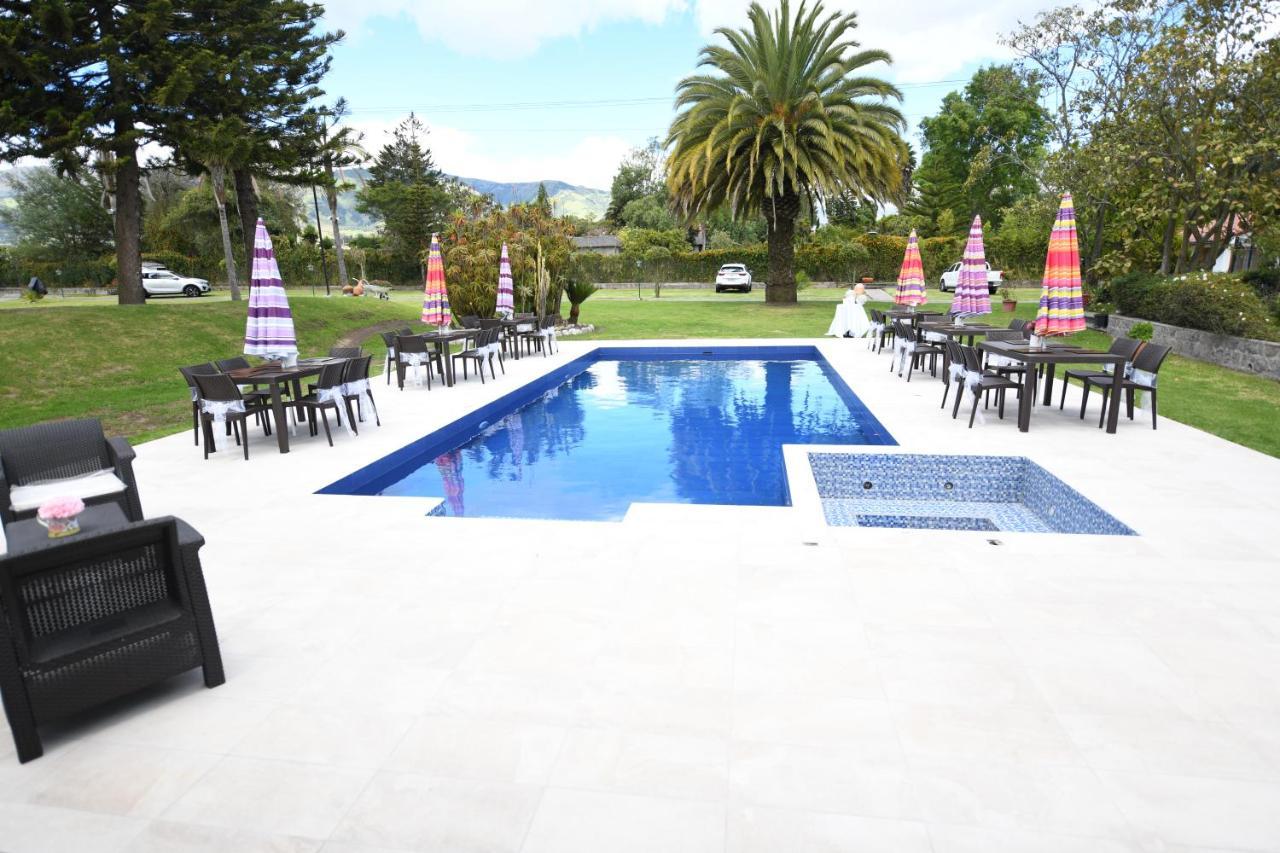 Hotel Quinta La Constanza Tababela Exteriér fotografie